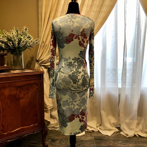 ❌SOLD❌BCBG MAXAZRIA floral dress - Picture 4 of 5